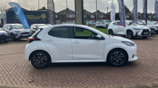 Toyota Yaris 1.5 Hybrid Design 5dr CVT Hybrid Hatchback